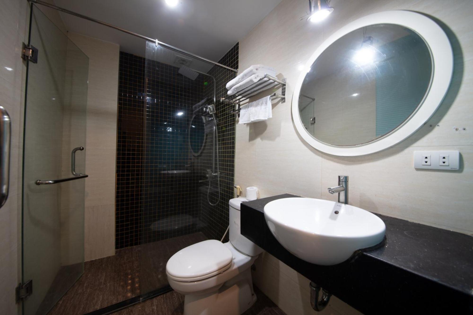 Omina Hanoi Hotel & Travel מראה חיצוני תמונה